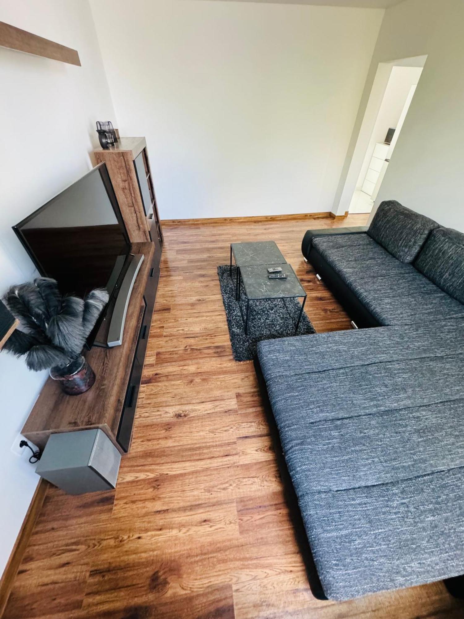 Peti Apartman Centrum Galanta Luaran gambar