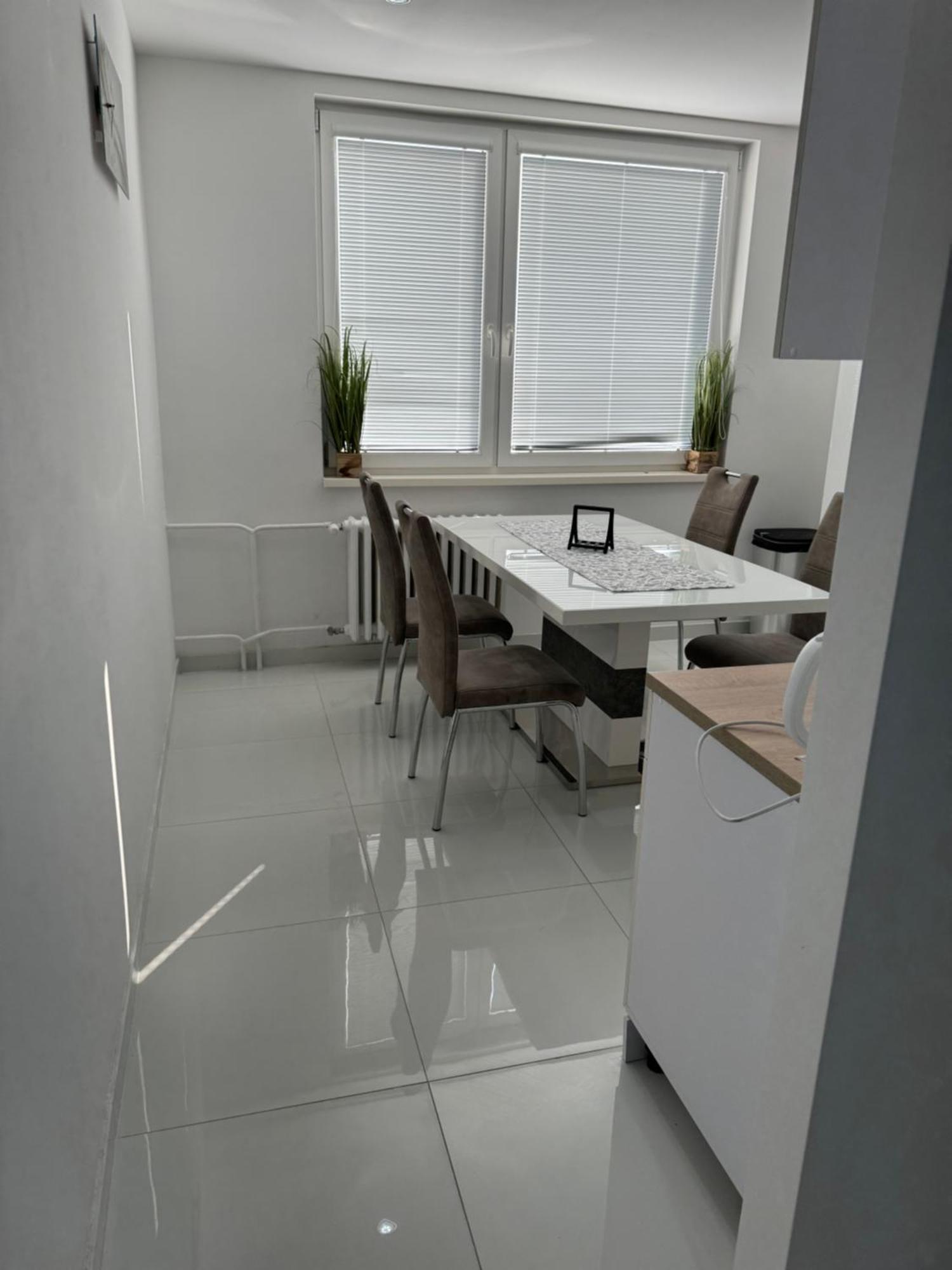 Peti Apartman Centrum Galanta Luaran gambar