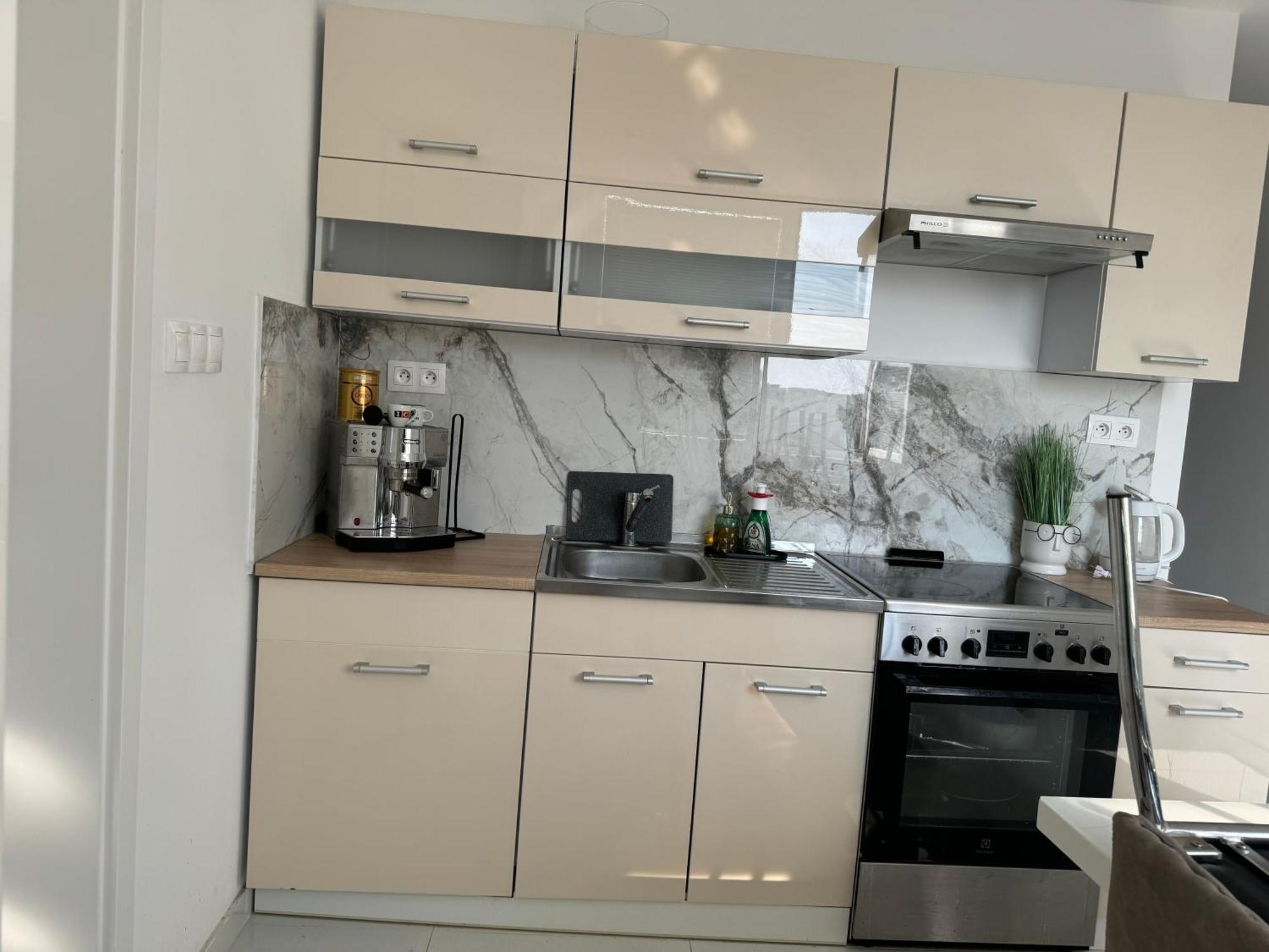 Peti Apartman Centrum Galanta Luaran gambar