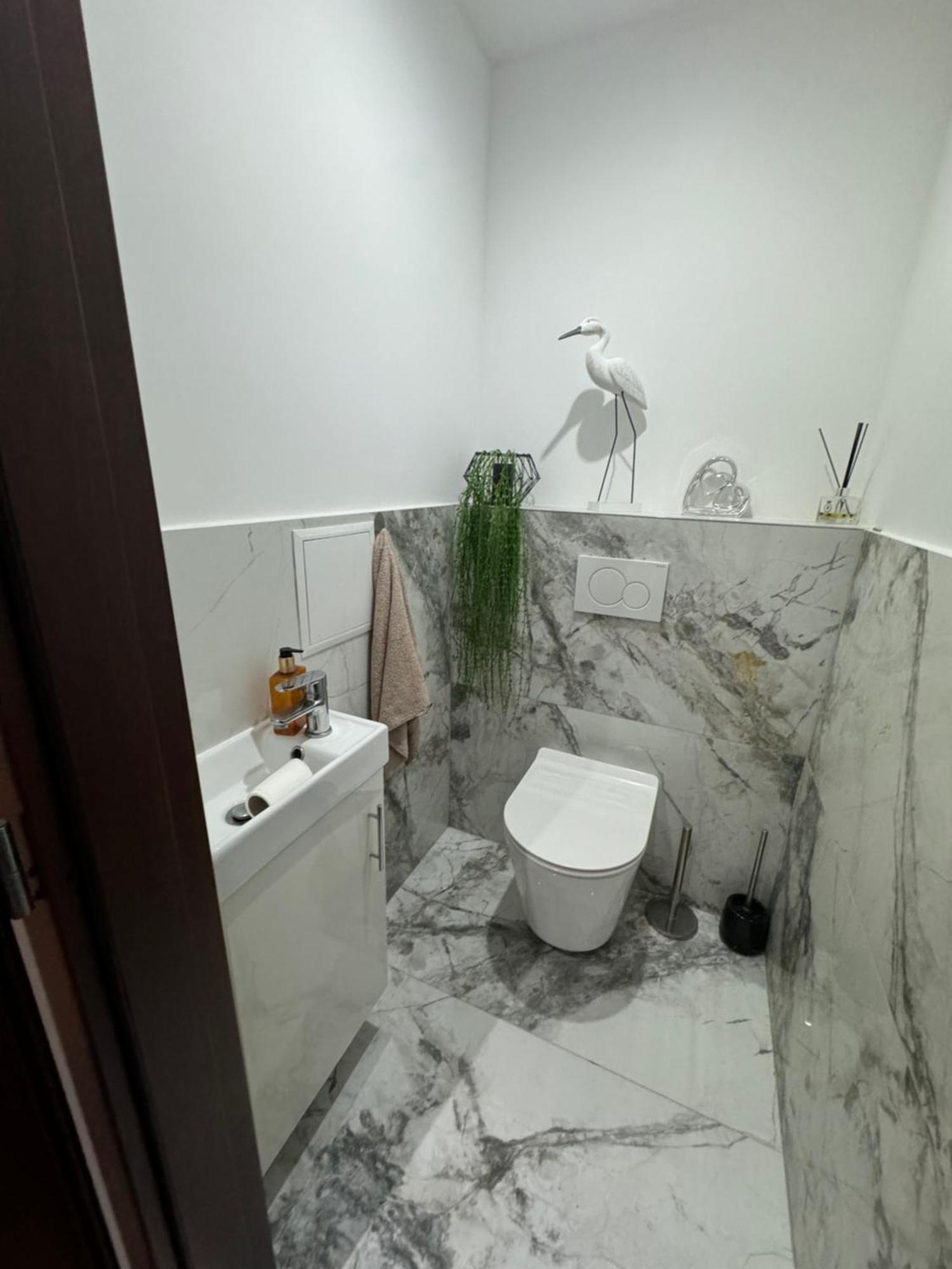 Peti Apartman Centrum Galanta Luaran gambar