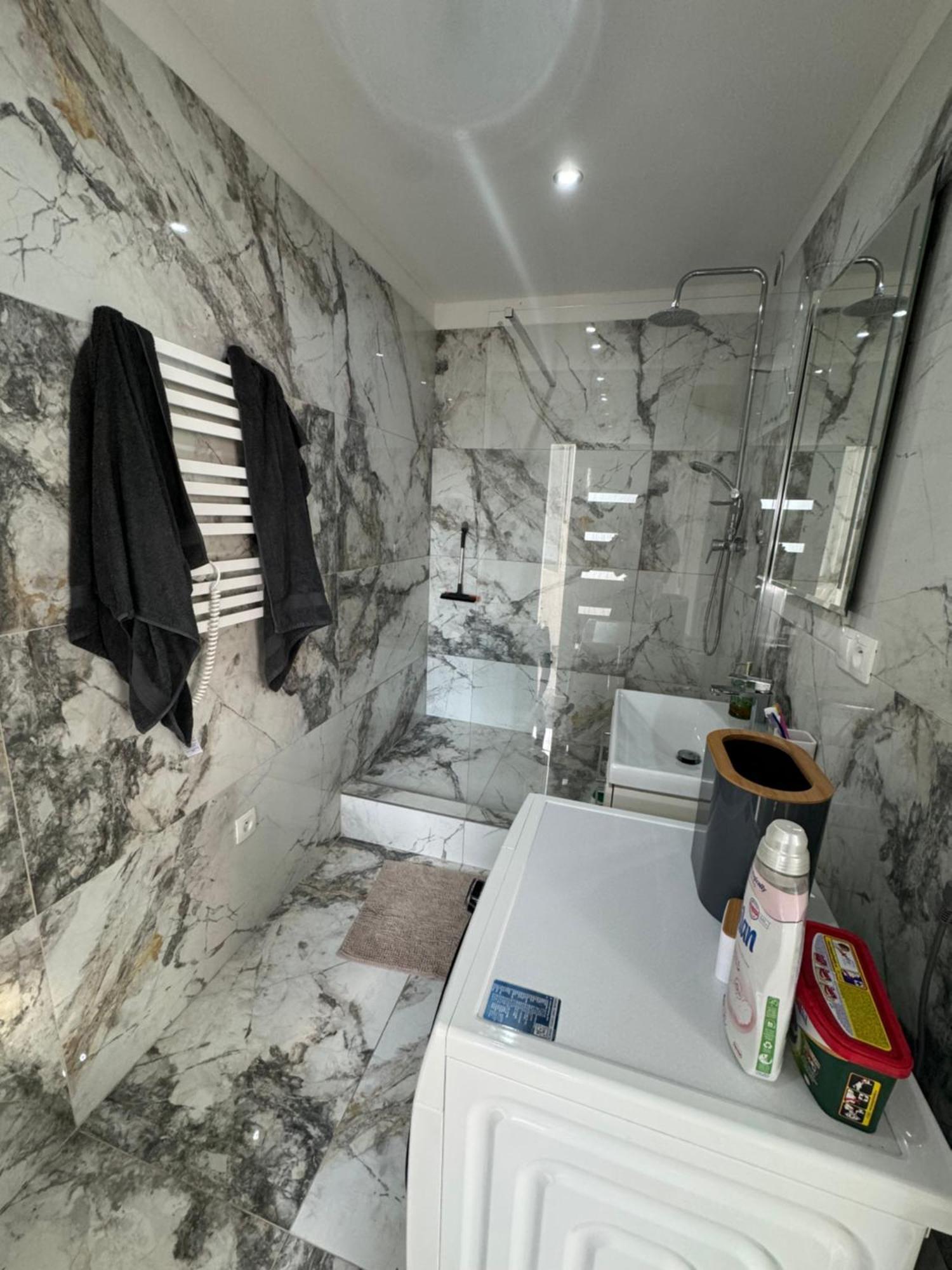 Peti Apartman Centrum Galanta Luaran gambar