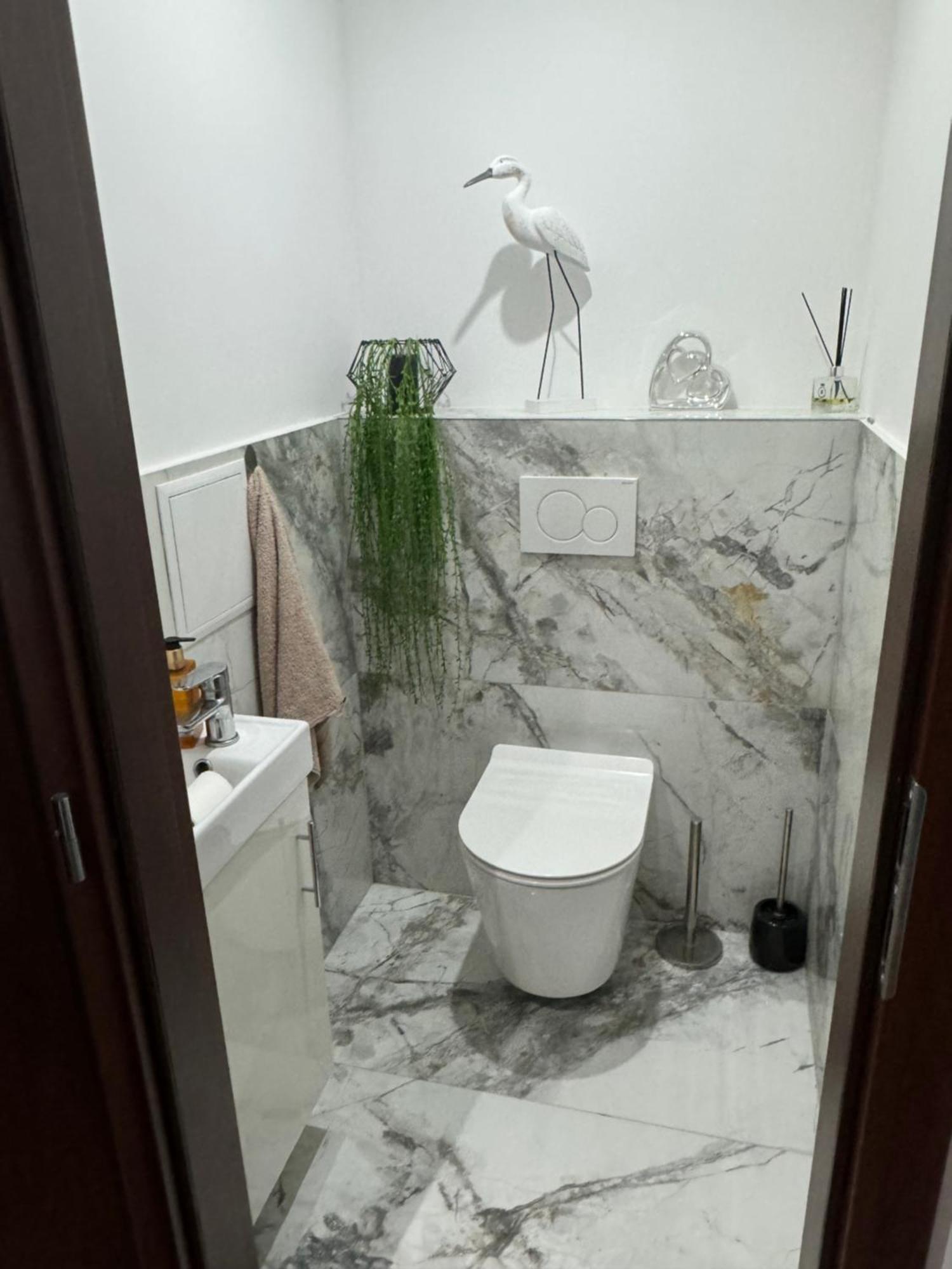 Peti Apartman Centrum Galanta Luaran gambar